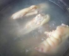 㻨2